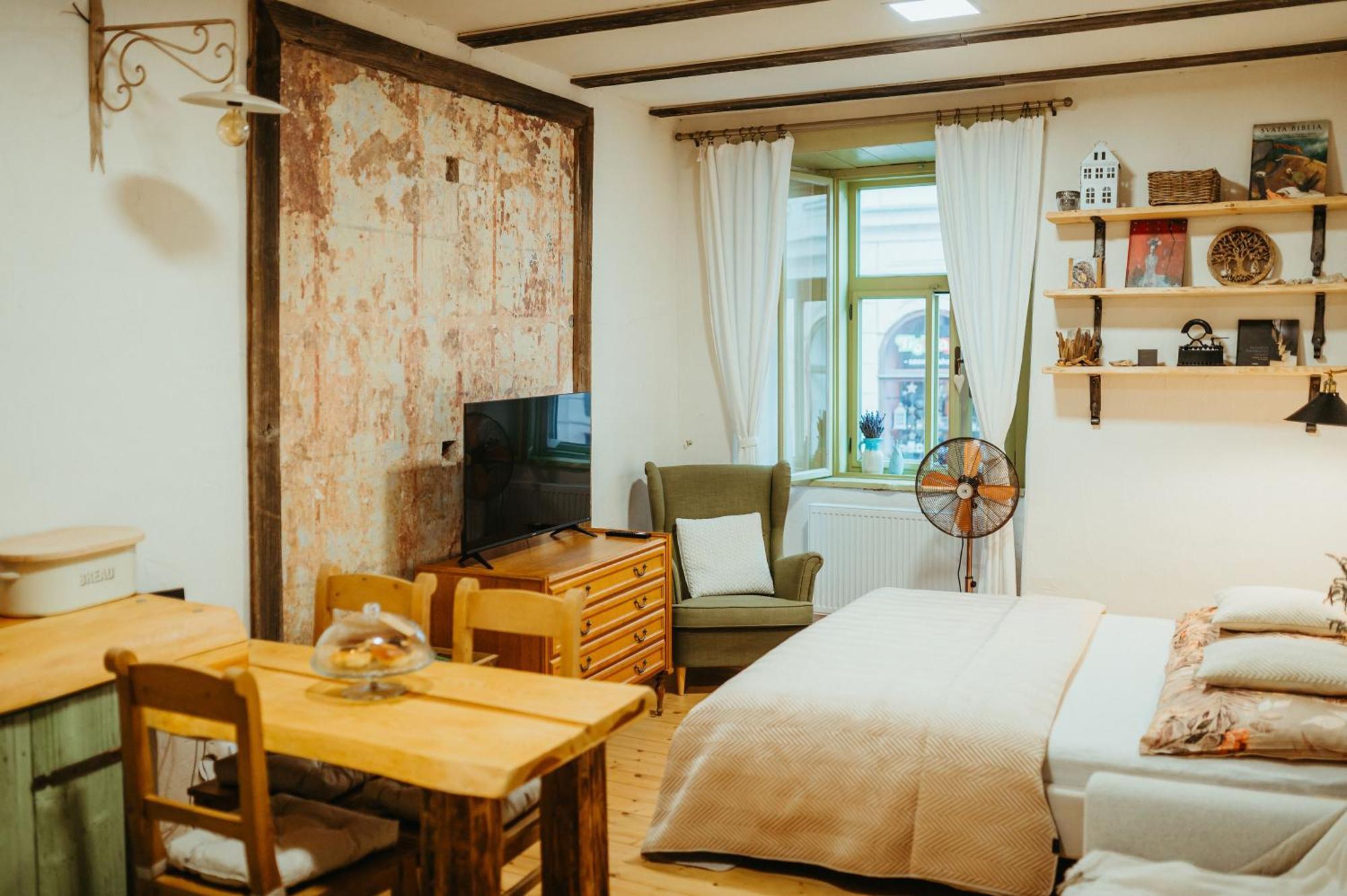 Apartman V Jungovom Dome - V Centre Stiavnice Banská Štiavnica Exteriör bild